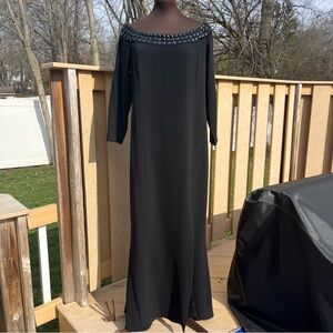 Tom and Linda Platt Custom Floor Length Long Sleeve Black Dress Size M 10/12